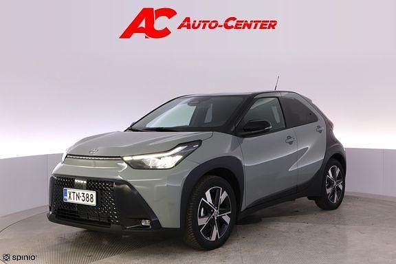 Vihreä Uusi 2026 Toyota Aygo X Pulse Katumaasturi | 26 990 € - Kuva 1/4