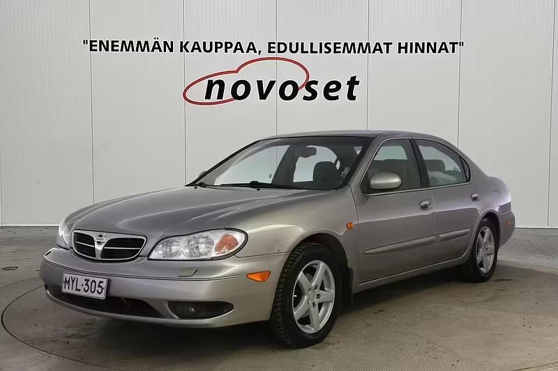 Käytetty Nissan Maxima 200 HP (147 kW) 2000 Harmaa Sedan