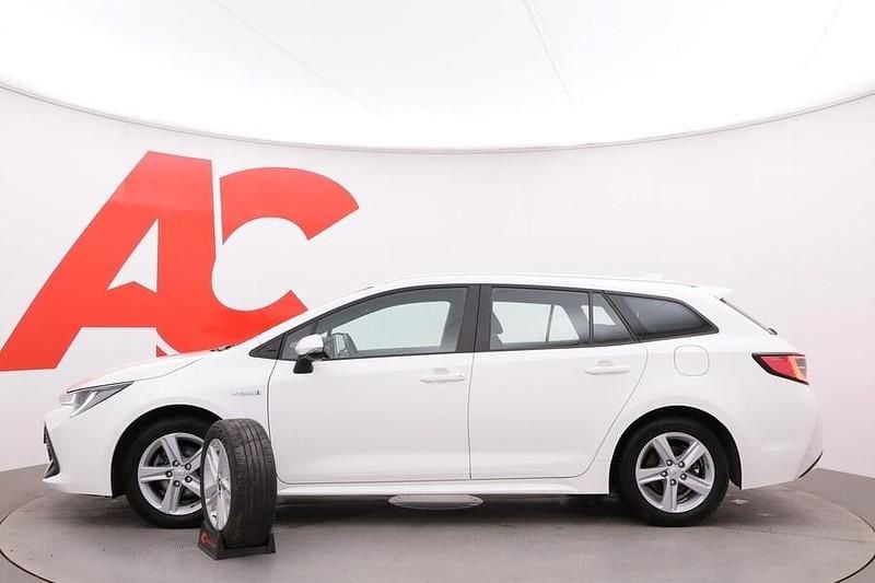Käytetty Toyota Corolla Active 122 HP (89 kW) 2022 040 Farmari