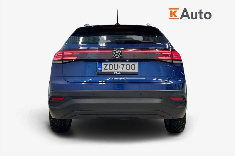 Käytetty VW Taigo Business 110 HP (80 kW) 2023 Sininen Katumaasturi