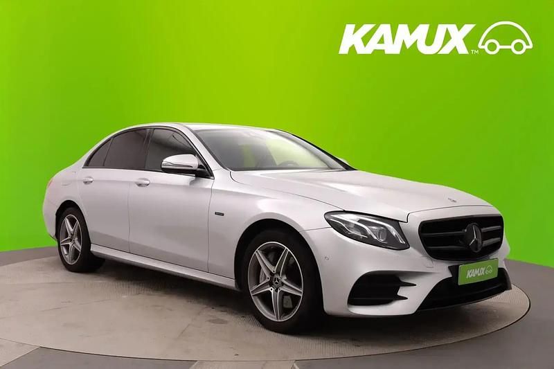 Harmaa Käytetty 2020 Mercedes E300 AMG Sedan | 27 840 € (Supertarjous) - Kuva 1/4