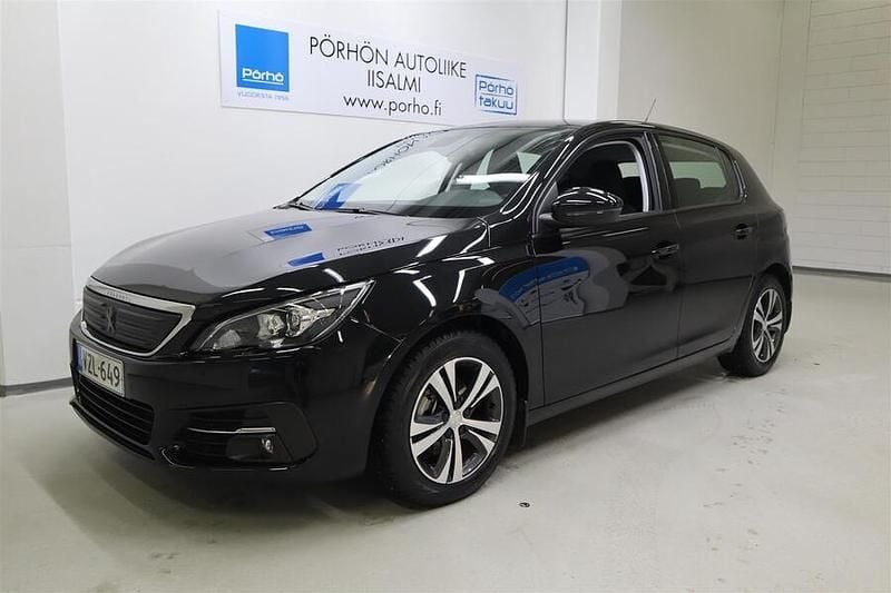 Käytetty Peugeot 308 Active 131 HP (96 kW) 2017 Viistoperä