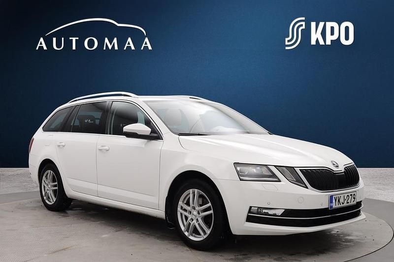 Käytetty Skoda Octavia Business Line 150 HP (110 kW) 2020 Valkoinen Farmari
