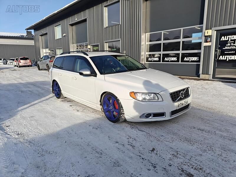 Käytetty Volvo V70 R-Design 231 HP (169 kW) 2010 Farmari