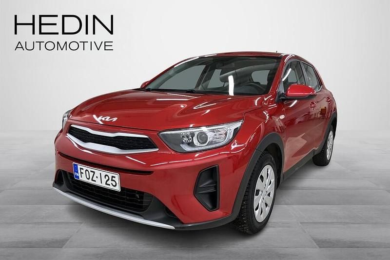 Käytetty Kia Stonic LX 101 HP (74 kW) 2022 Punainen Katumaasturi