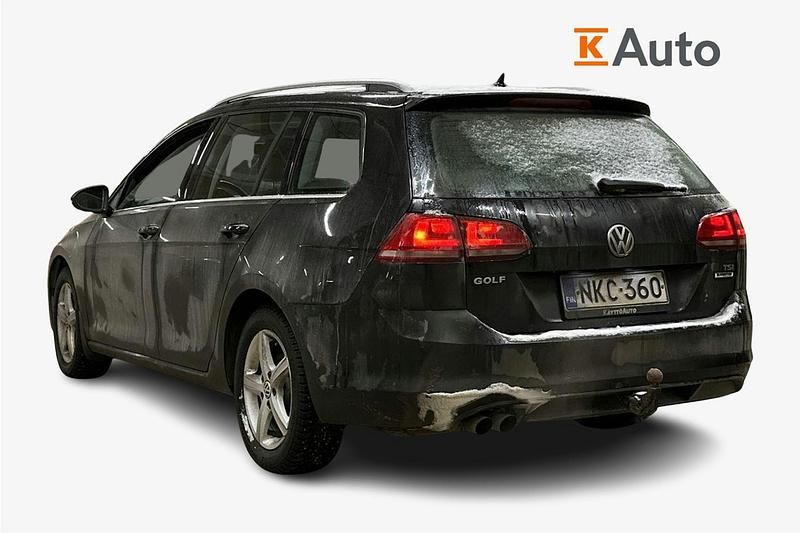 Käytetty VW Golf VII Highline 125 HP (91 kW) 2016 Musta Farmari