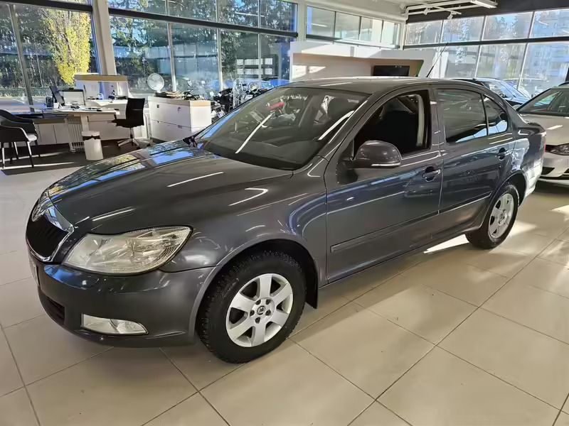 Harmaa Käytetty 2009 Skoda Octavia LAURIN & KLEMENT Farmari | 6 890 € - Kuva 1/4