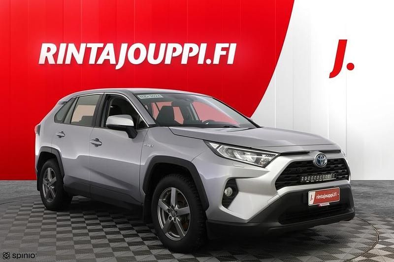 Hopea Käytetty 2021 Toyota RAV4 Hybrid Active Katumaasturi | 28 800 € (Perustarjous) - Kuva 1/3