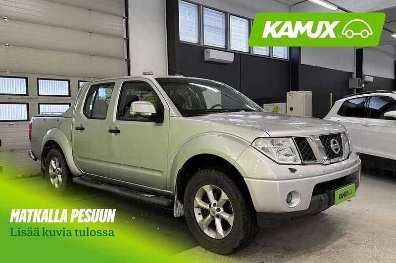 Hopea / harmaa Käytetty 2008 Nissan Navara Nouto | 9 890 € (Supertarjous) - Kuva 1/4