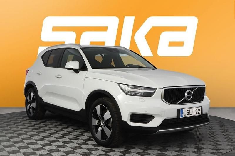 Käytetty 2020 Volvo XC40 Business Edition Katumaasturi | 26 900 € (Perustarjous) - Kuva 1/3