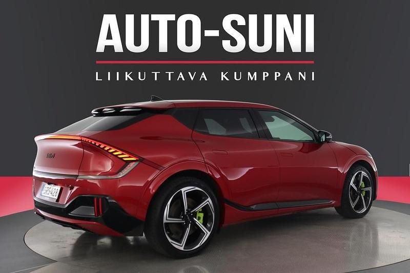 Käytetty Kia EV6 GT 239 kW (325 HP) 2023 Katumaasturi