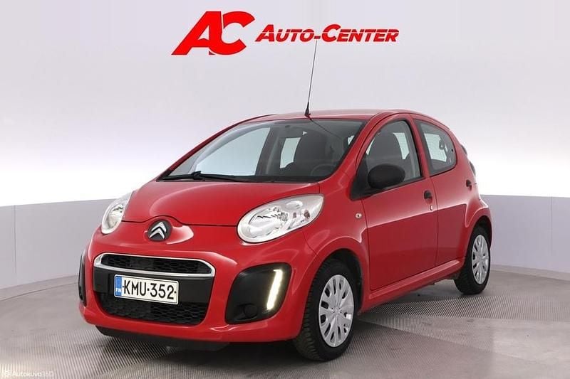 Käytetty Citroën C1 Attraction 68 HP (50 kW) 2014 Punainen Viistoperä
