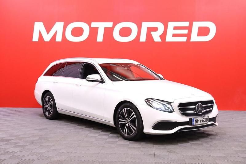 Käytetty 2019 Mercedes E200 Avantgarde Farmari | 25 880 € (Perustarjous) - Kuva 1/3