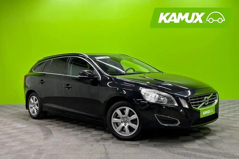 Musta Käytetty 2012 Volvo V60 Momentum Farmari | 14 780 € (Perustarjous) - Kuva 1/4