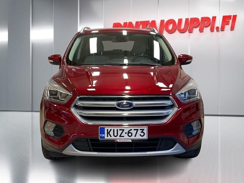 Käytetty Ford Kuga Titanium 150 HP (110 kW) 2018 Katumaasturi