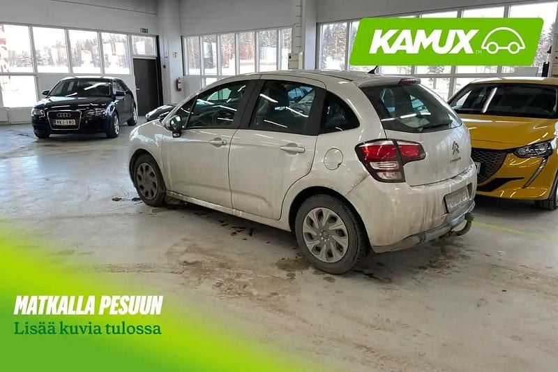 Käytetty Citroën C3 Comfort 82 HP (60 kW) 2016 Valkoinen Sedan