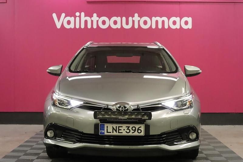 Käytetty Toyota Auris Touring Sports Active 116 HP (85 kW) 2016 Farmari
