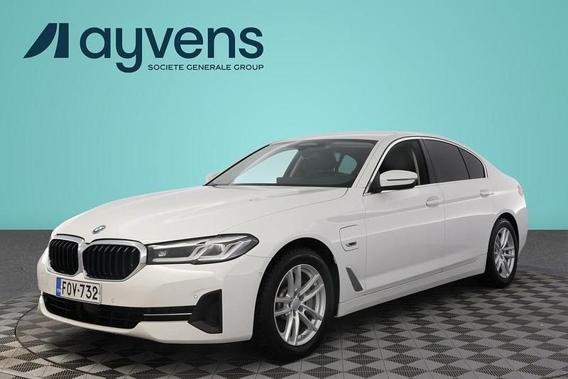 Käytetty BMW 530e 292 HP (214 kW) 2022 Valkoinen Sedan