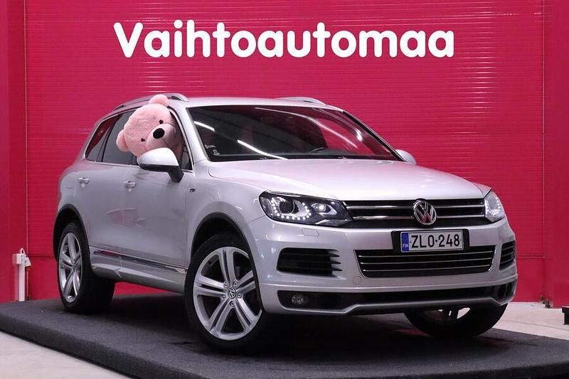 Käytetty 2012 VW Touareg R-line Katumaasturi | 16 990 € (Perustarjous) - Kuva 1/3