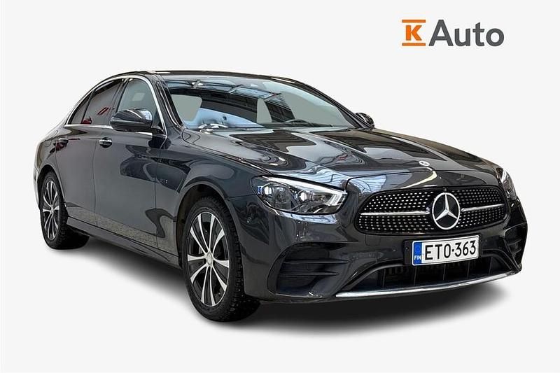 Käytetty Mercedes E300 Avantgarde 211 HP (155 kW) 2021 Harmaa Sedan