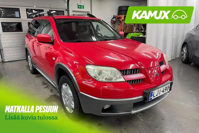 Punainen Käytetty 2005 Mitsubishi Outlander Intense Katumaasturi | 6 490 € - Kuva 1/4