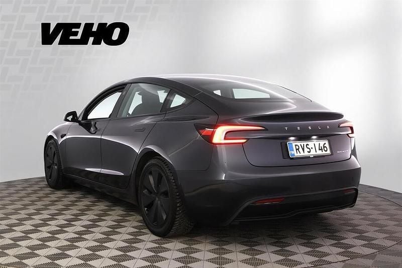 Käytetty Tesla Model 3 258 kW (351 HP) 2024 Harmaa Sedan
