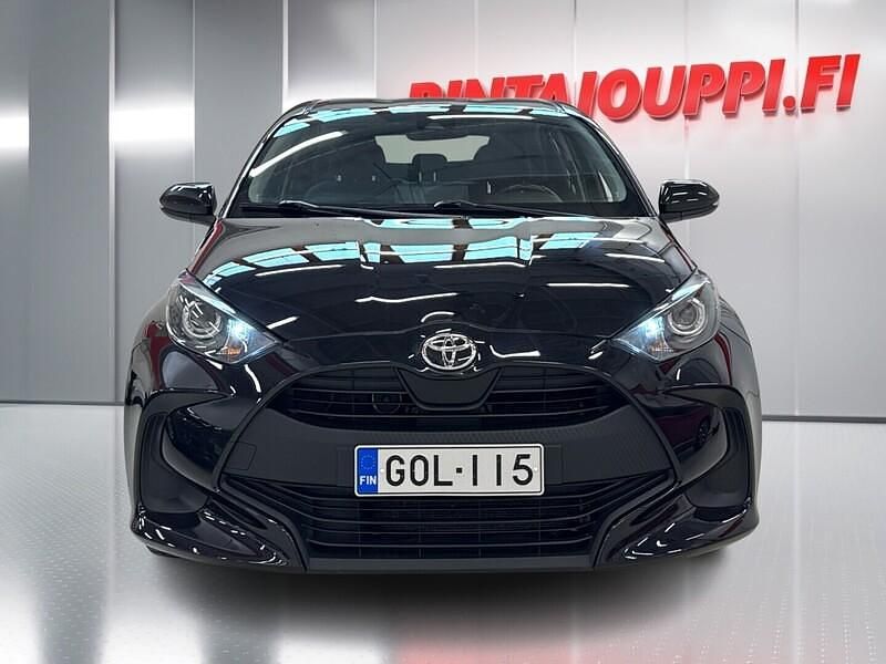 Käytetty Toyota Yaris Multidrive S 125 HP (91 kW) 2021 Viistoperä