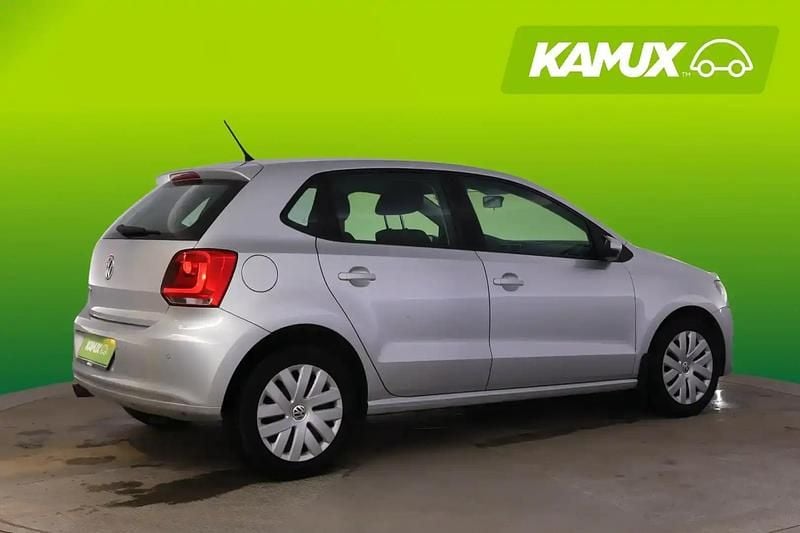 Käytetty VW Polo Comfortline 90 HP (66 kW) 2013 Hopea / harmaa Viistoperä