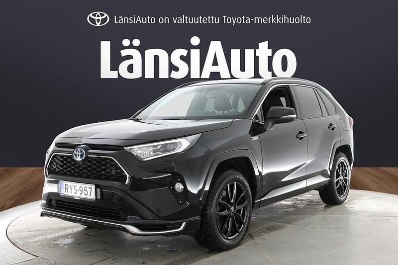 Käytetty Toyota RAV4 Hybrid Style 306 HP (225 kW) 2021 Katumaasturi