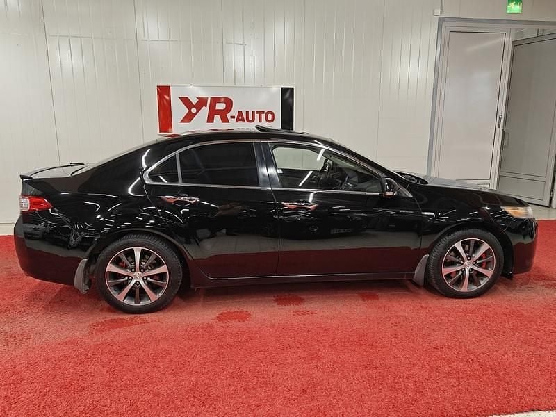 Käytetty Honda Accord Executive 201 HP (147 kW) 2009 Sedan