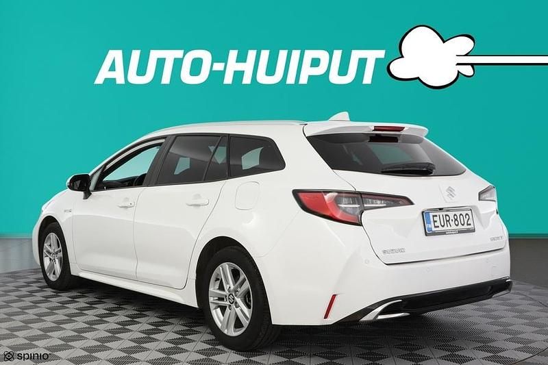 Käytetty Suzuki Swace GLX 122 HP (89 kW) 2024 Farmari