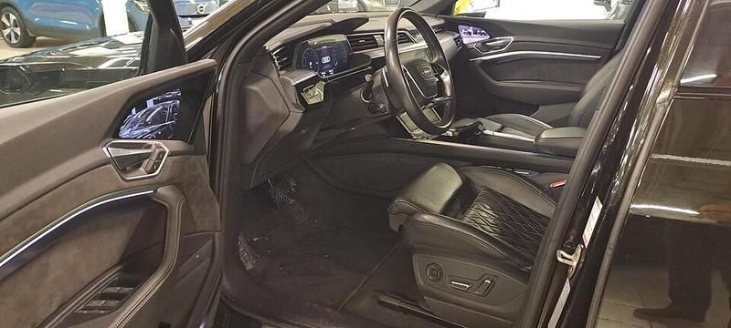 Käytetty Audi e-tron Sportback 369 kW (503 HP) 2021 Vihreä Katumaasturi