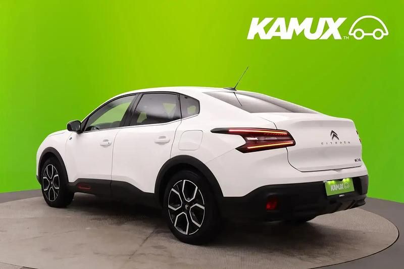 Käytetty Citroën e-C4 Feel 100 kW (136 HP) 2023 Valkoinen Sedan