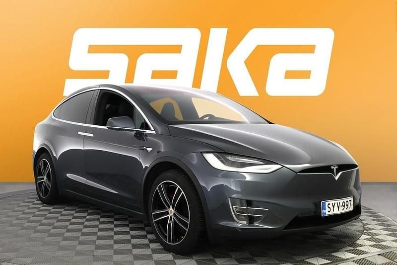 Käytetty 2018 Tesla Model X Katumaasturi | 34 790 € (Perustarjous) - Kuva 1/3
