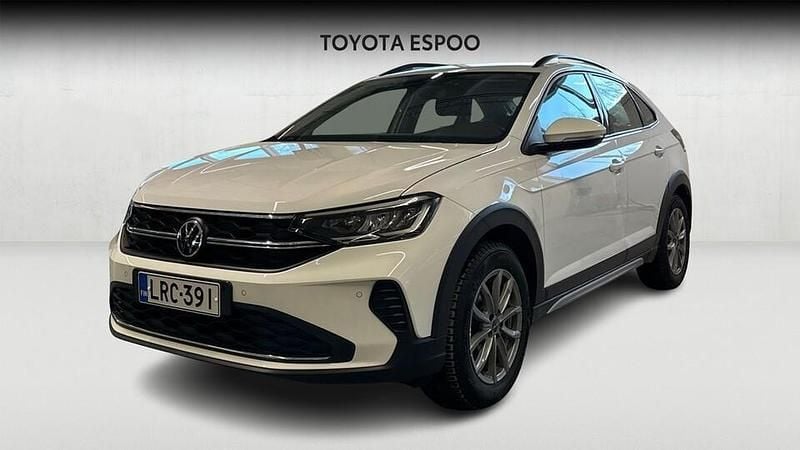 Käytetty VW Taigo Business 110 HP (80 kW) 2022 Katumaasturi