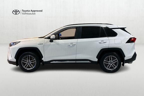 Käytetty Toyota RAV4 Active 219 HP (161 kW) 2019 Valkoinen Katumaasturi