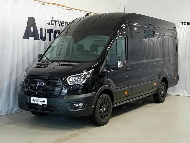 Käytetty Ford Transit Trend 170 HP (125 kW) 2024 Musta Van