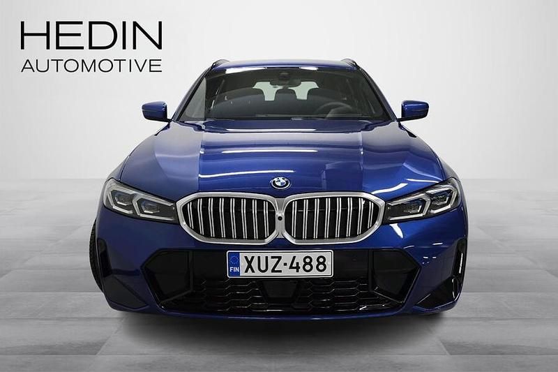 Käytetty BMW 330e M Sport 292 HP (214 kW) 2025 Sininen Farmari