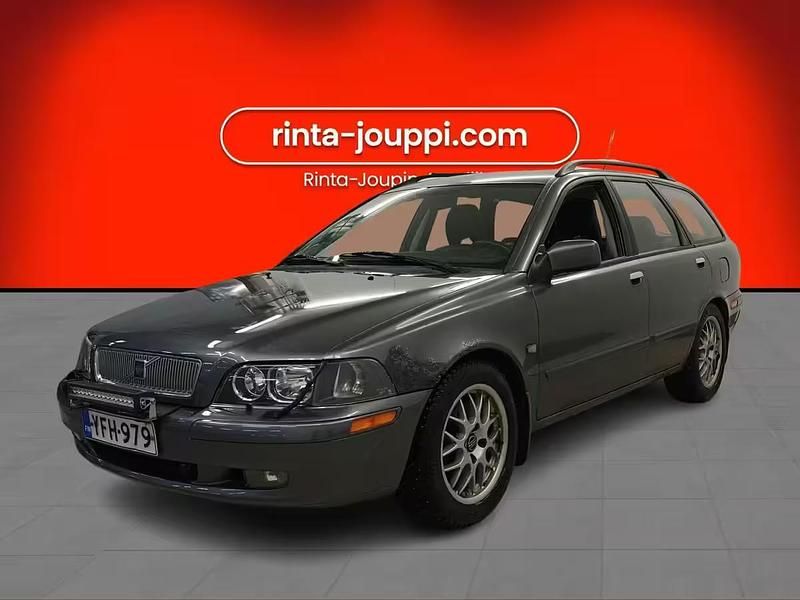 Käytetty 2004 Volvo V40 Business Edition Farmari | 1 990 € - Kuva 1/4