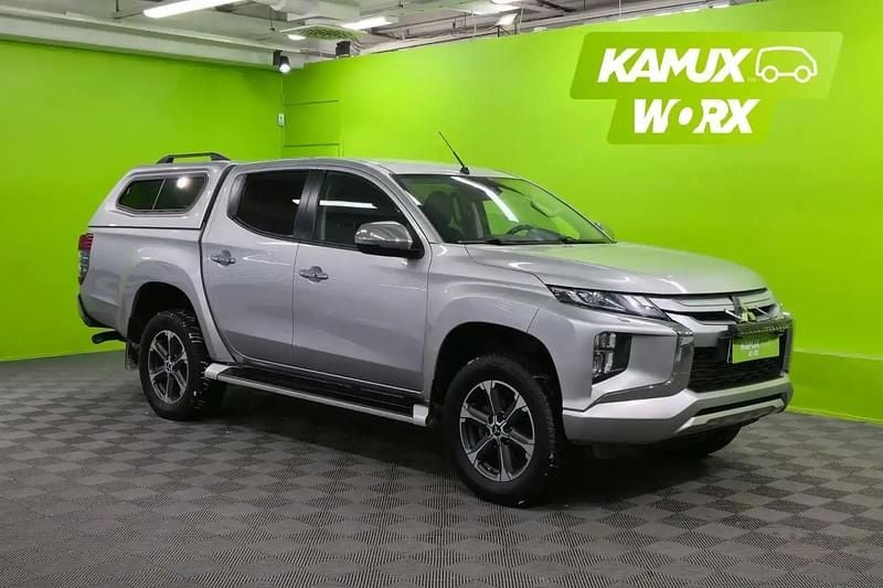Hopea / harmaa Käytetty 2022 Mitsubishi L200 Active Nouto | 33 900 € (Perustarjous) - Kuva 1/4