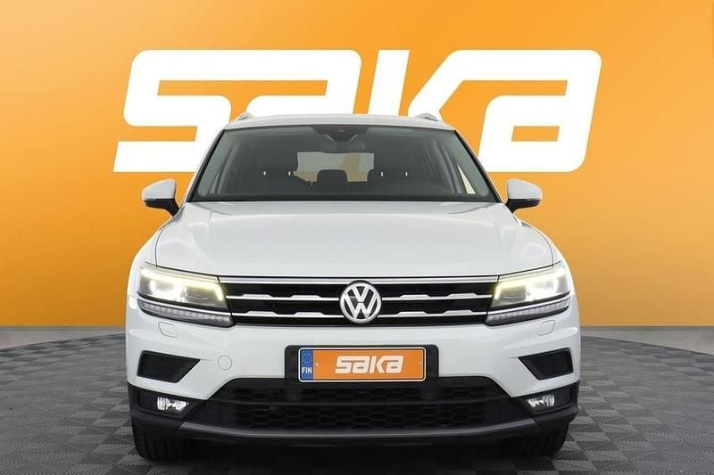 Käytetty VW Tiguan Allspace Highline 180 HP (132 kW) 2018 Katumaasturi