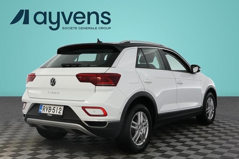 Käytetty VW T-Roc Business 150 HP (110 kW) 2023 Valkoinen Katumaasturi