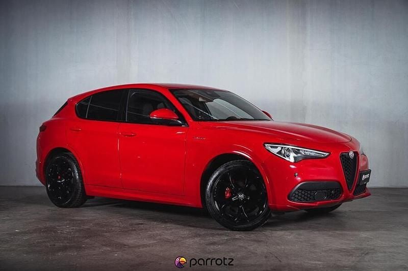 Käytetty Alfa Romeo Stelvio Veloce 209 HP (153 kW) 2020 Katumaasturi