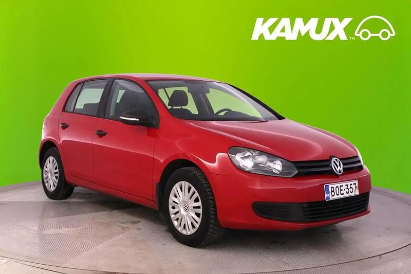 Käytetty VW Golf Trendline 80 HP (58 kW) 2010 Punainen Sedan