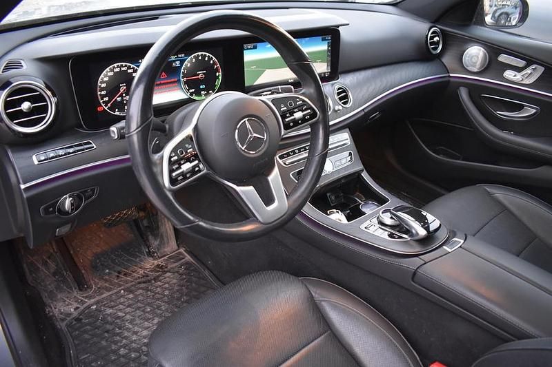 Käytetty Mercedes E300 320 HP (235 kW) 2019 Sedan