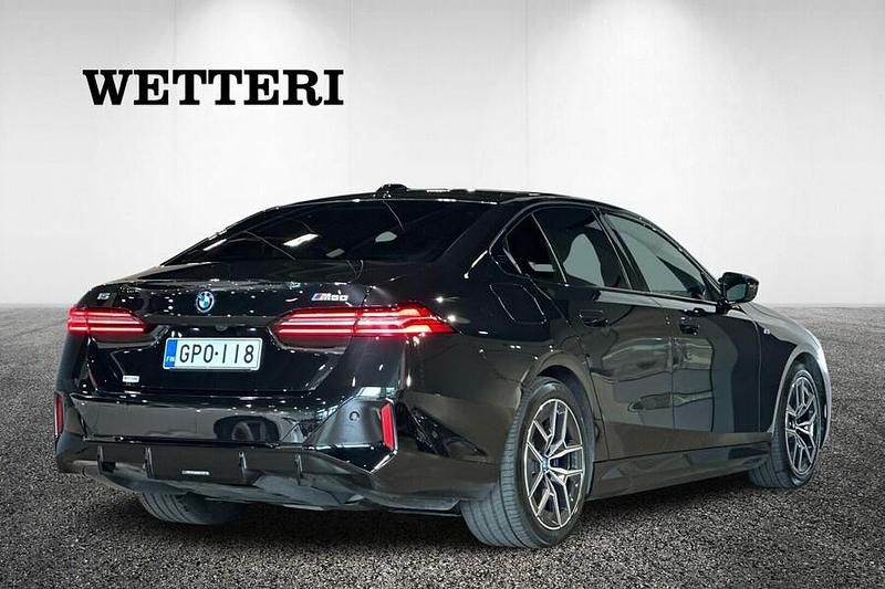 Käytetty BMW i5 442 kW (601 HP) 2023 Musta Sedan