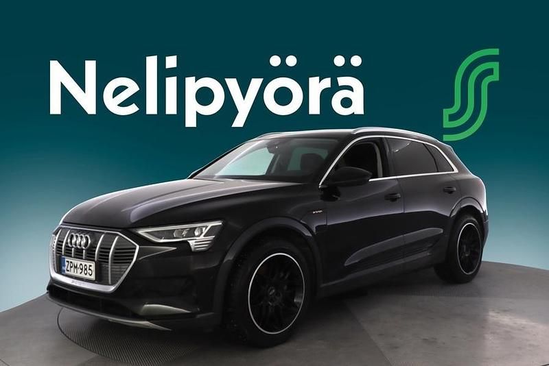 Musta Käytetty 2022 Audi e-tron Advanced Plus Katumaasturi | 33 900 € (Perustarjous) - Kuva 1/2