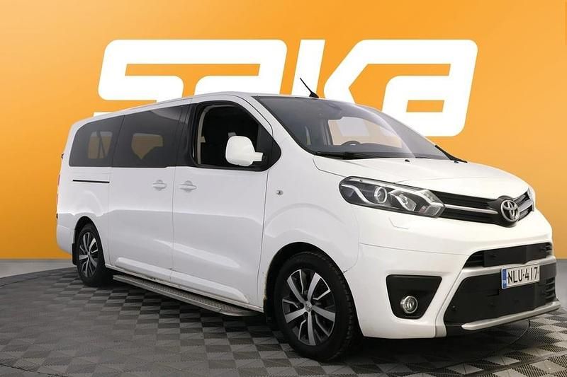 Käytetty Toyota Proace Verso Active 177 HP (130 kW) 2020 Farmari