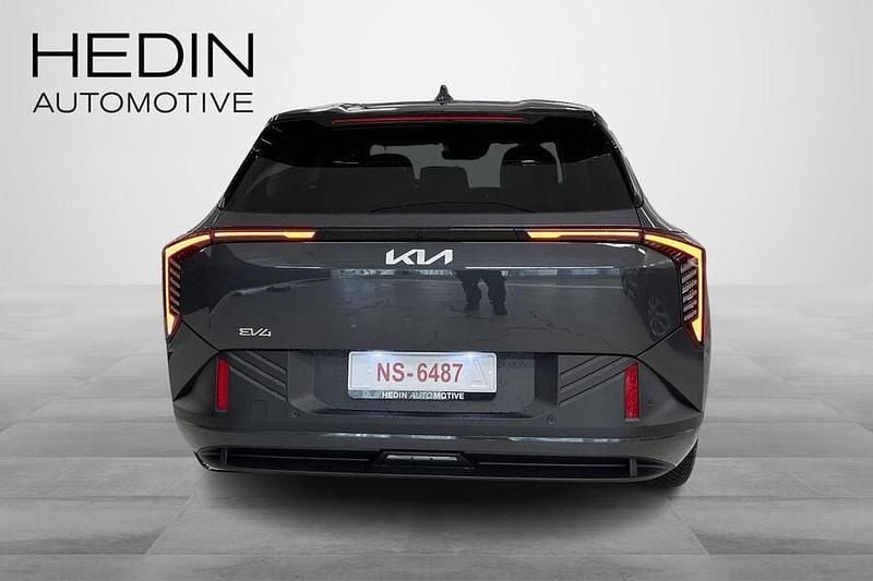 Uusi Kia EV4 Premium 150 kW (204 HP) 2025 Viistoperä