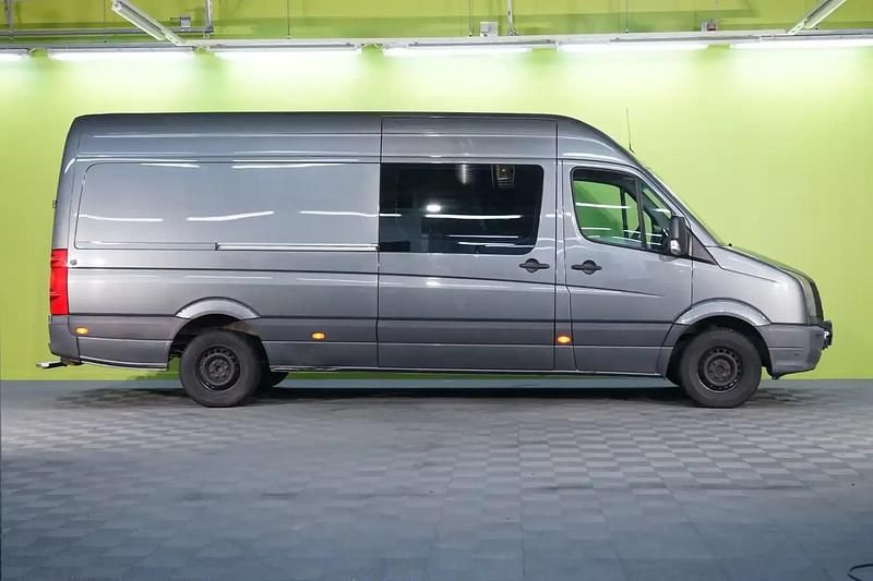 Käytetty VW Crafter 163 HP (119 kW) 2016 Hopea / harmaa Van